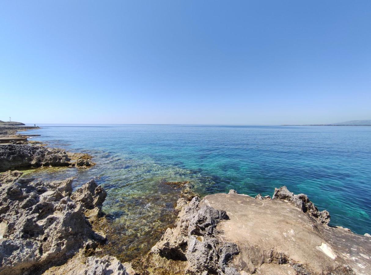 La Rosa Sul Mare Aparthotel Syracuse Ngoại thất bức ảnh