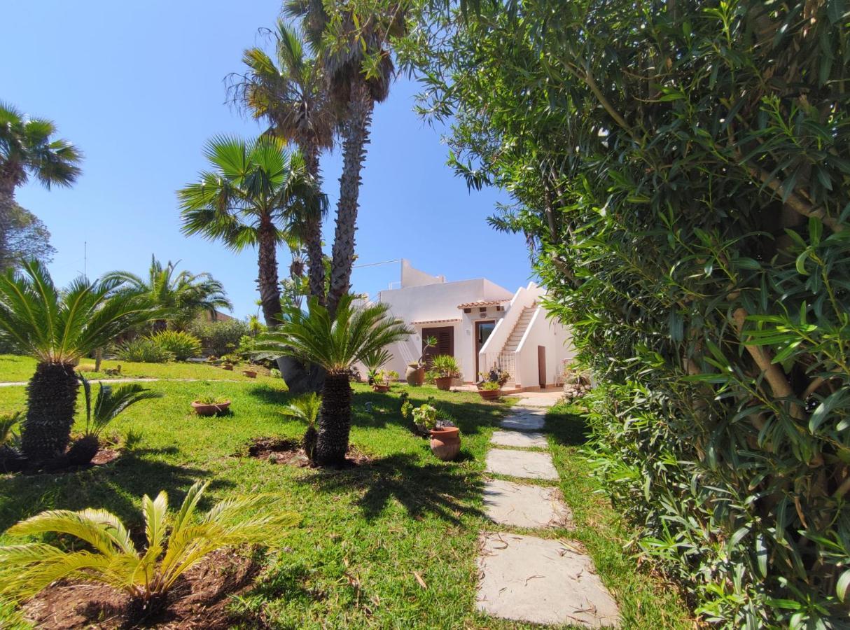 La Rosa Sul Mare Aparthotel Syracuse Ngoại thất bức ảnh